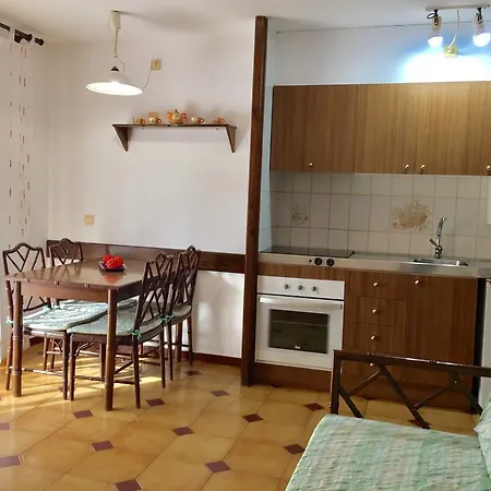 Apartment Jademar *